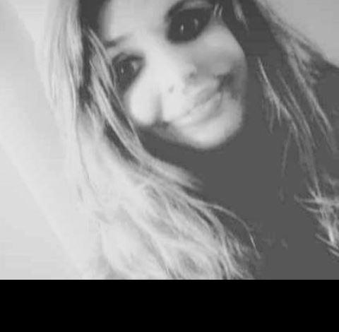 BrunetteSELFIES taken TODAY/New!x PETITE 26yoGreenEyesXx AVAILABLE NOW