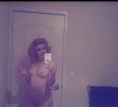 BrunetteSELFIES taken TODAY/New!x PETITE 26yoGreenEyesXx AVAILABLE NOW