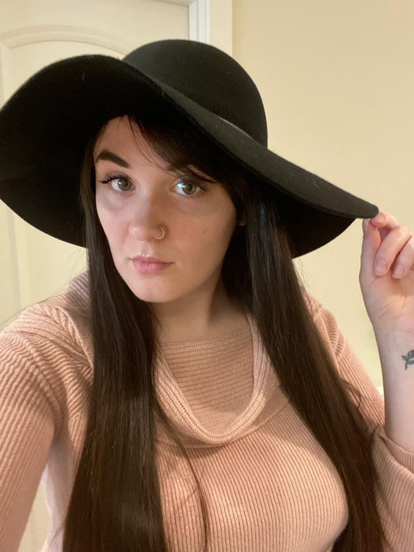 I am down and available to meet up with you for fun and a beautiful moment.👅🍆