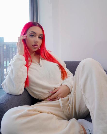 Private Escort Therapist snap maycookie.bell