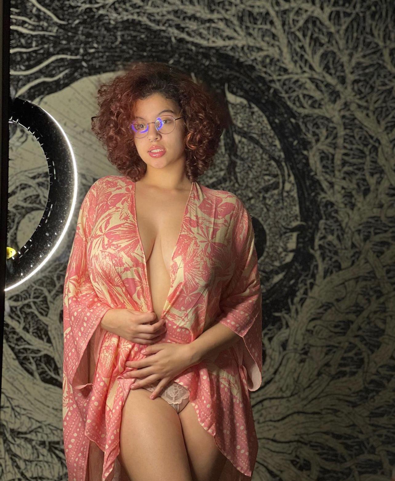 Escort down to fuck Add me on snap Annaamor202 or text me on ‪+1 (754) 261‑9328‬