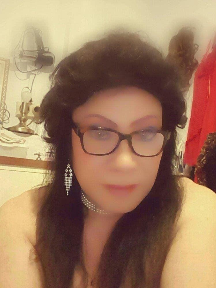 Hot Asian trans with 7inc